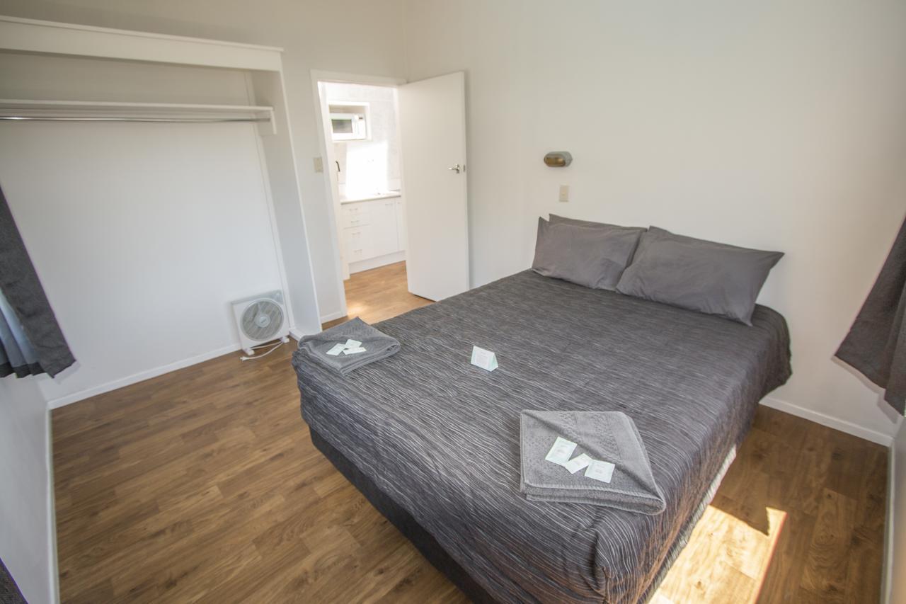 Mahia Motel And Holiday Park Luaran gambar