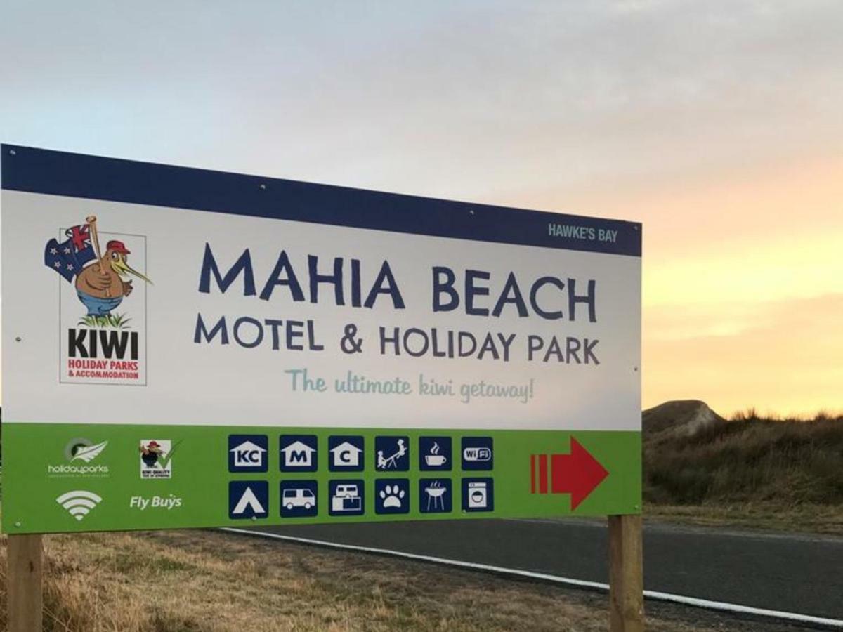Mahia Motel And Holiday Park Luaran gambar