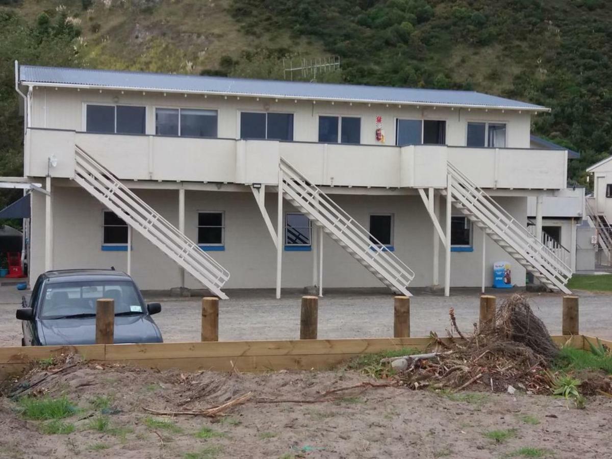 Mahia Motel And Holiday Park Luaran gambar