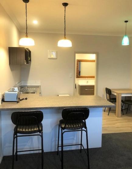 Mahia Motel And Holiday Park Luaran gambar