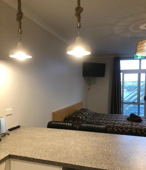 Mahia Motel And Holiday Park Luaran gambar